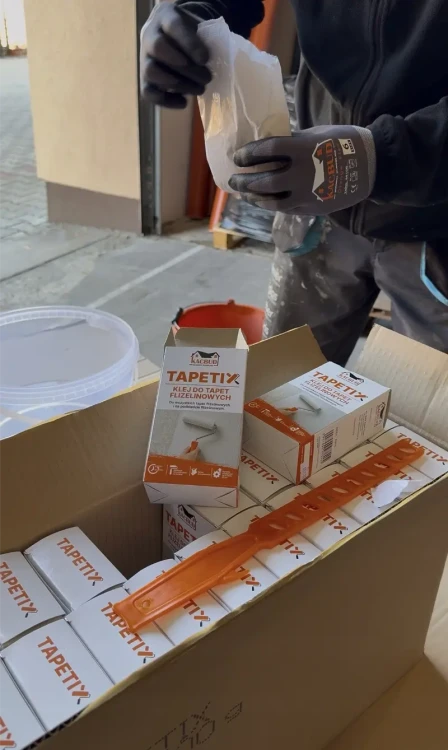 Kacbud Tapetix – klej do tapet flizelinowych w kartonie zbiorczym
